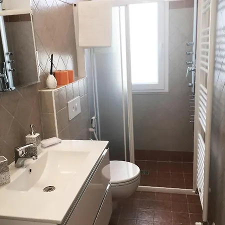 Casa Rava Beach Vista Mare דירה